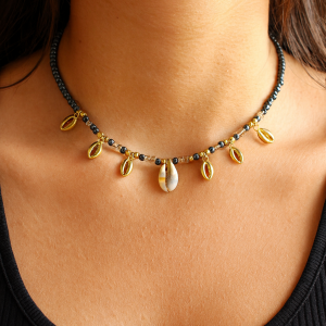 Kauri Muschel Kette Schwarz - Rán